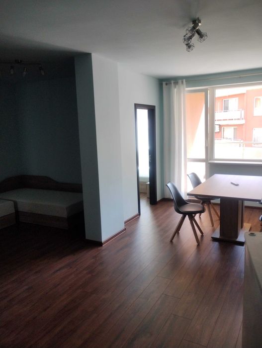 Дава се под наем Двустаен апартамент в Варна, Гранд Мол Варна - 70 кв.м за 500 € - Снимка #3