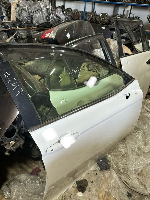 Дверь на Toyota Camry XV70-75