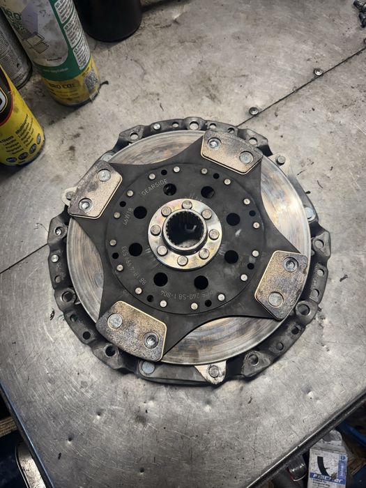 Съединител Сакс Перфрормънс +притискател 550i 240мм