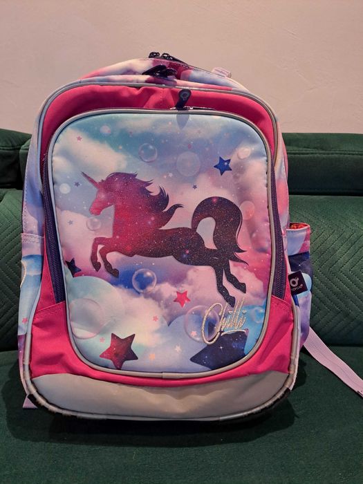 Анатомична ученичешка раница