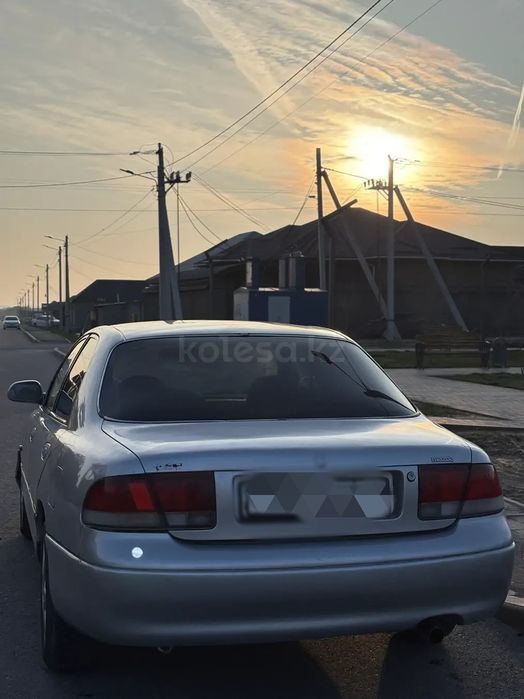 Mazda Cronos продается машина