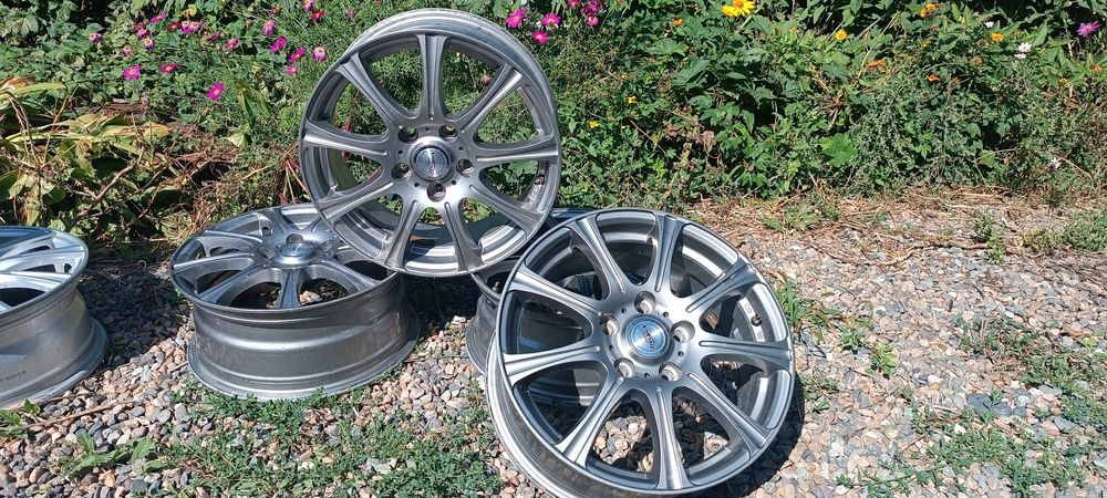 , продам  комплект дисков привозные 5 114.3 на 15