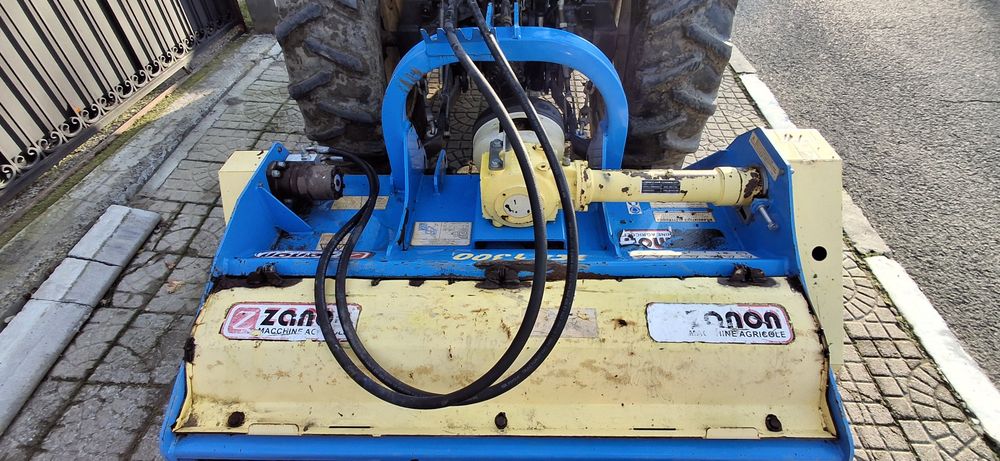 Zanon  раздробител на клони