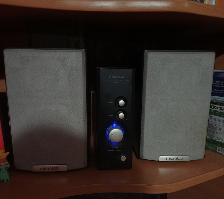 Компьютер+колонки (встроенный саб) Microlab