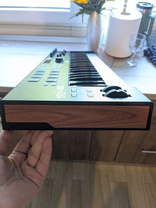 Arturia KeyLab Essential 49 MIDI Controller + Husă | Stare impecabilă