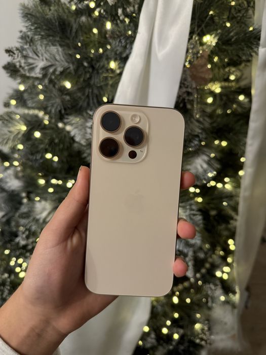 Iphone 16 pro Desert Titanium