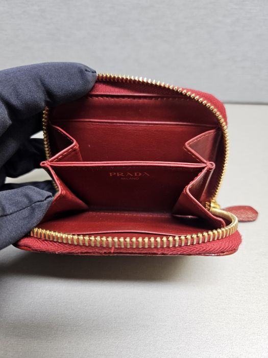 Оригинално портмоне  PRADA