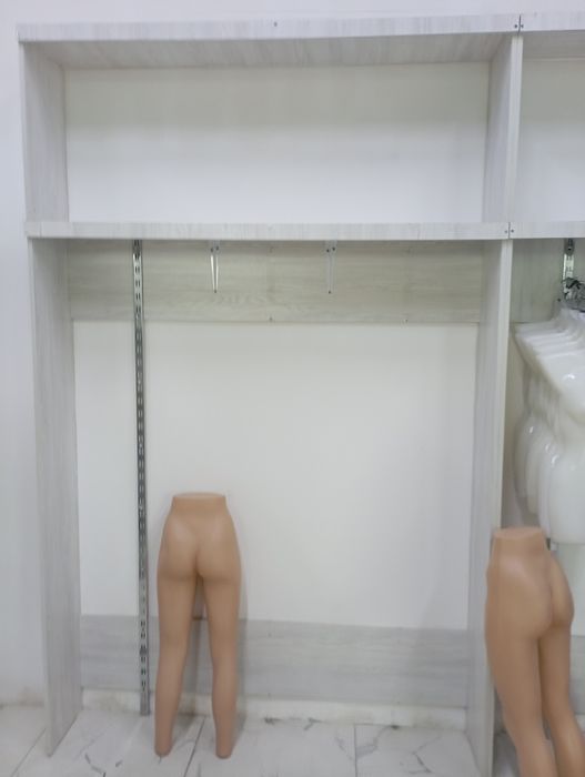 Maniken mebel sotiladi