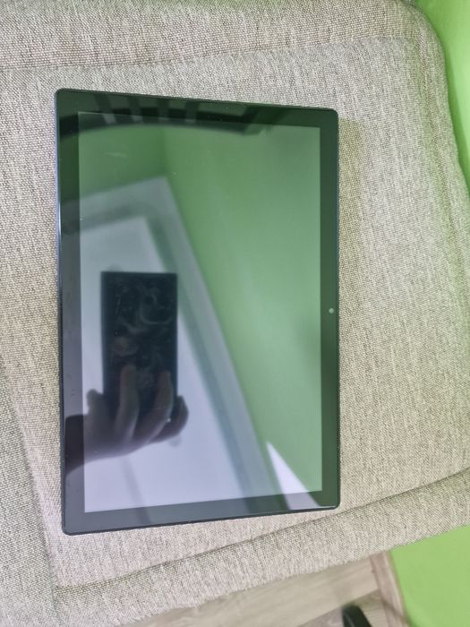 Планшет M10 android зарядка в подарок