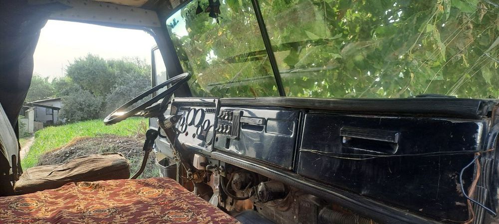 камаз 10 тонналик. 1984 йил. холати яхши холатда. Рама, кузов яхши