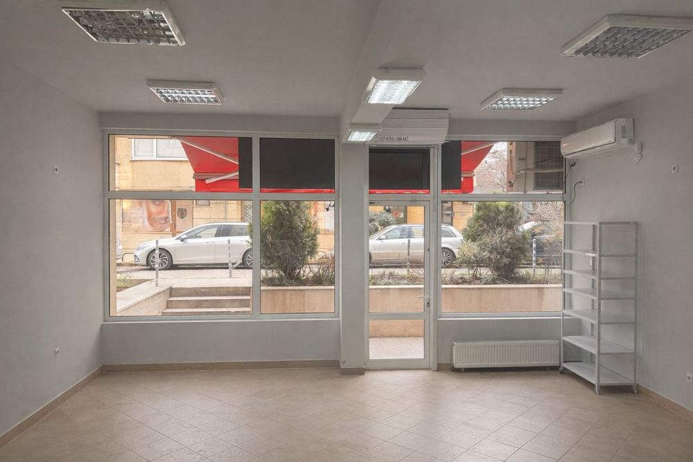 Дава се под наем Магазин в София, Хладилника - 50 кв.м за 648.21 € - Снимка #3