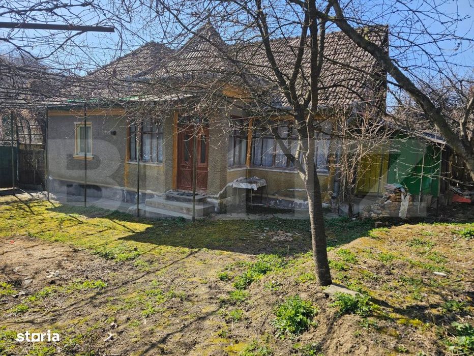 Casa 4 camere, teren generos de 3.800 mp,  Magina, comuna Aiud