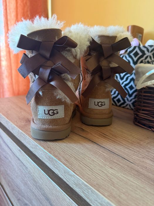 Детски зимни обувки UGG