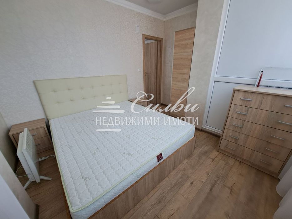 Продава се Тристаен апартамент в Шумен, Пазара - 88 кв.м за 1800 €/кв.м - Снимка #3
