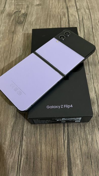 Samsung z flip4 8/256