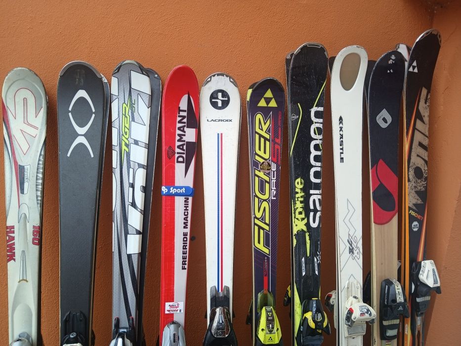 Se vind schiuri skiuri ski