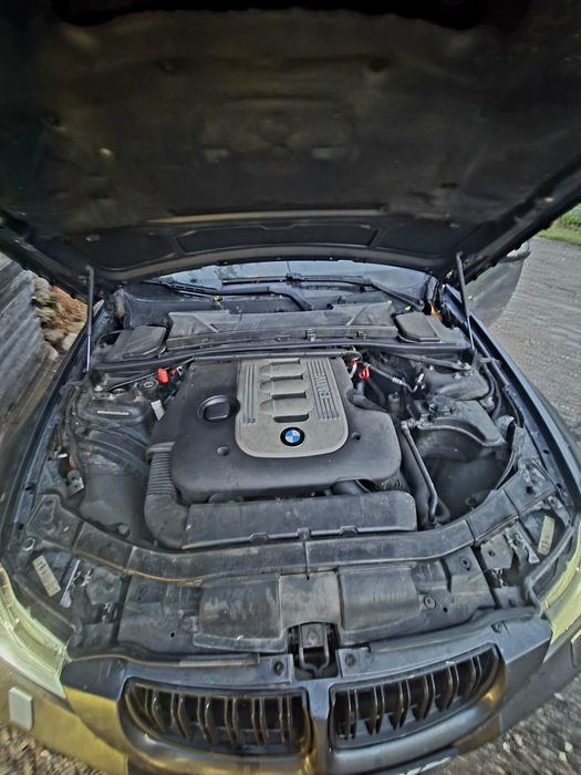 BMW E90 325D M57