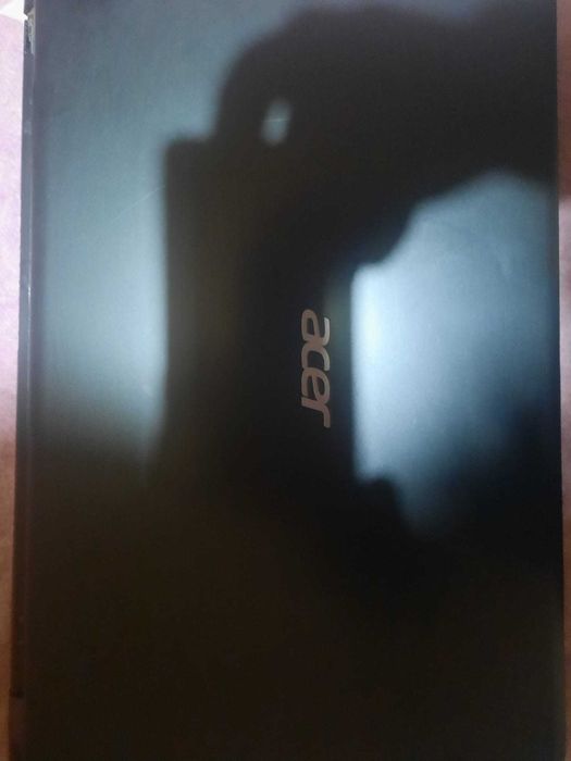 Vand 3 bucati laptop cu SSd 256GB/ 8 GB Ram/ 15.6 inch/ Acer ToshibaHp