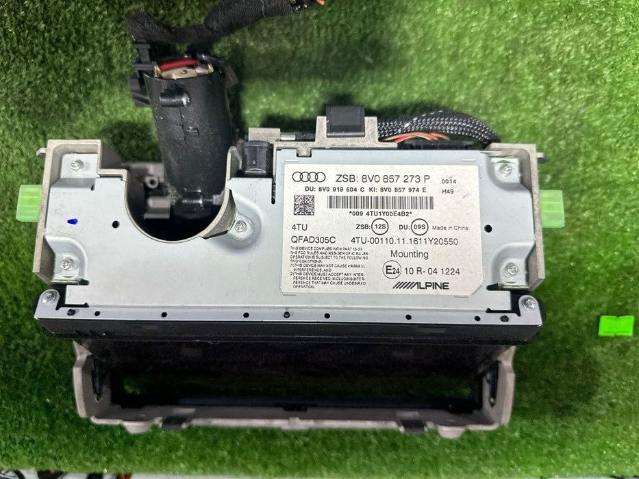 Display ecran navigatie navi audi a3 8v alpine 8v0857273p 4tu qfad305c 2014-2020