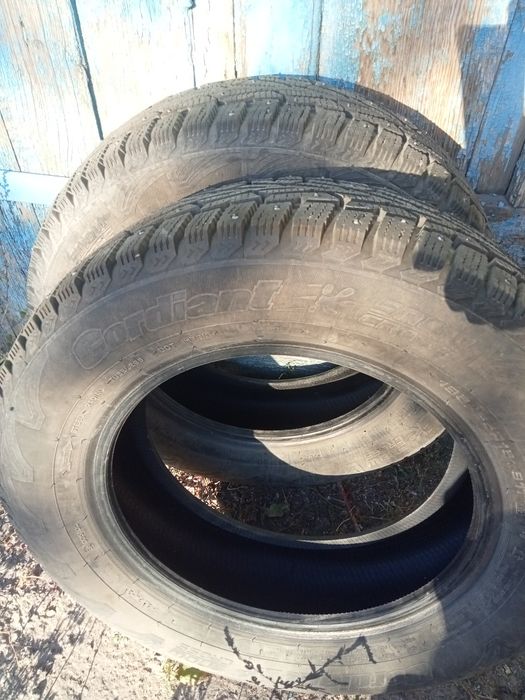 Продам шины R15.