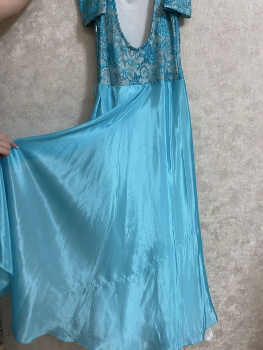 Продам бальное платье