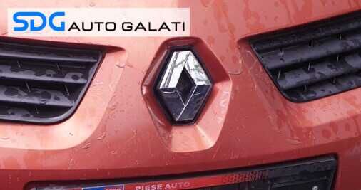 Sigla Emblema de pe Bara Spoiler Fata Renault Clio 3 2005 - 2014 [C3683]