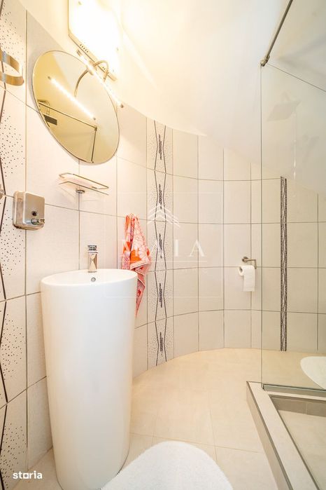 Apartament 2 camere, renovat, modern, spatios, zona Ultracentrala