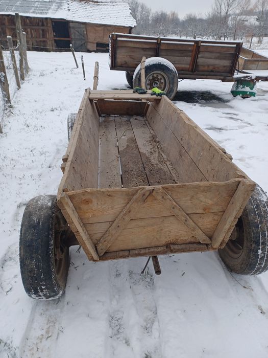 Vând caruța după cal