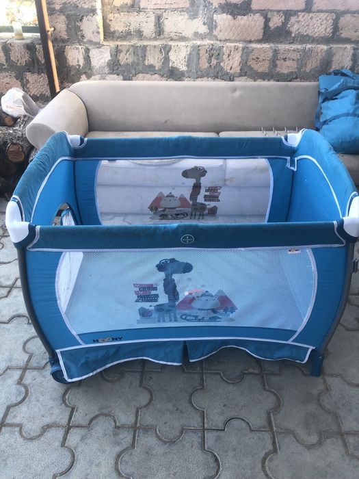 Манеж детский продам