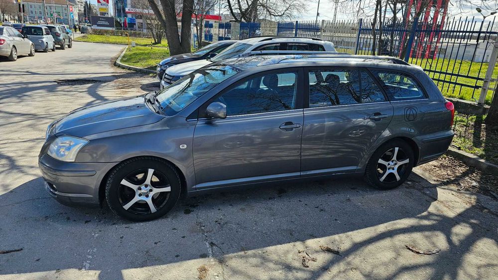 Toyota Avensis 2004 2.0 VVT-i