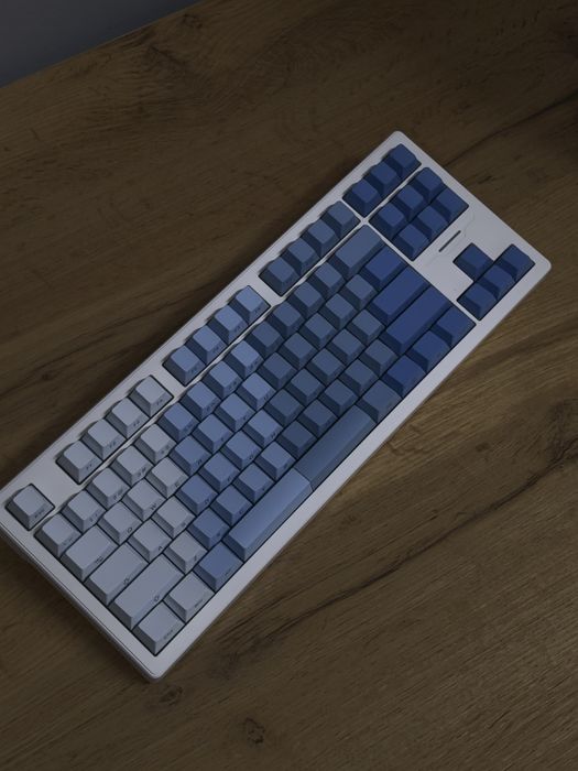 Механическая беспроводная клавиатура