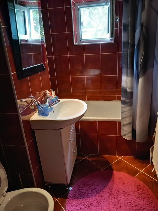 Apartament decomandat cu 2 camere