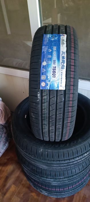 Шины летние 225/60R17