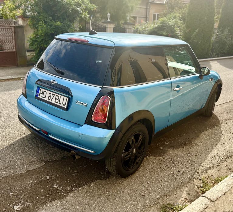 Mini Cooper R50 Blue