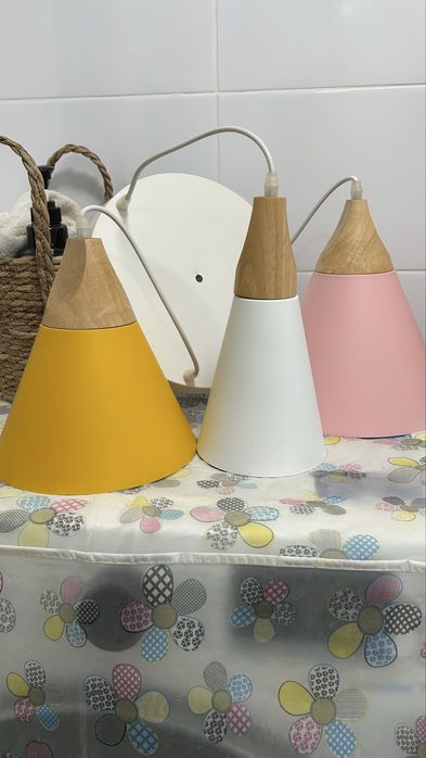 продам люстру и колечки для салфеток