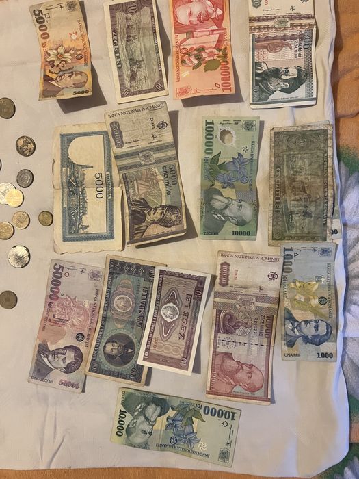Lot bancnote și monede vechi + valută străină – colecție