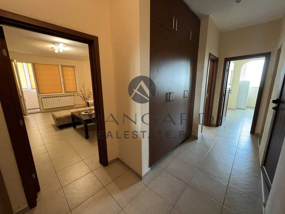 Продава се Тристаен апартамент в Пловдив, Кършияка - 85 кв.м за 1942 €/кв.м - Снимка #11