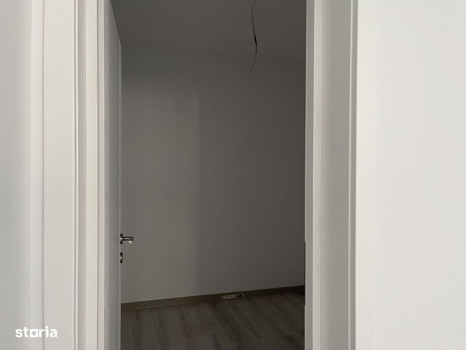 Studio 50 mp, 74 240 euro, parcare inclusă, DEZVOLTATOR.