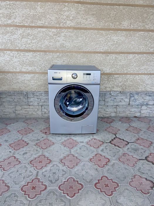 Продам стиральную машинку рабочая с гарантия 100%