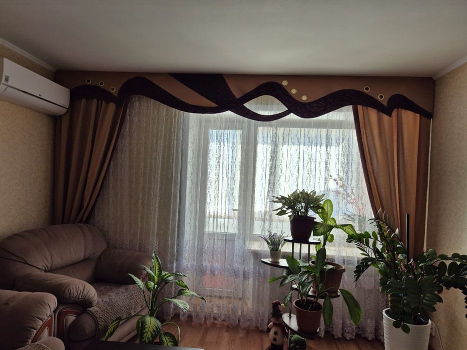 Продам шторы комплект