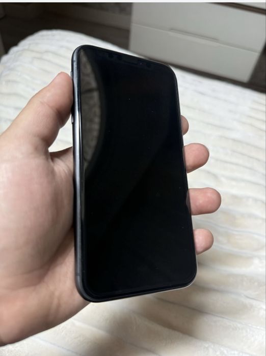 Iphone 11 64 gb LL/A sotiladi yoki abmen