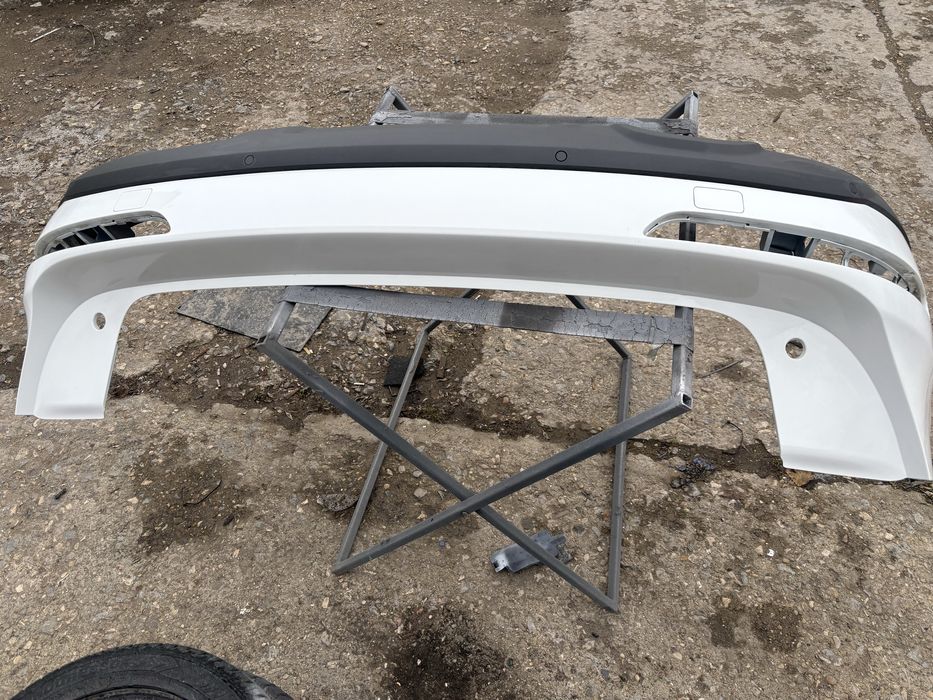 Оригинална броня  за АУДИ Q5,2009-2016г.БЕЗ ЗАБЕЛЕЖКИ.