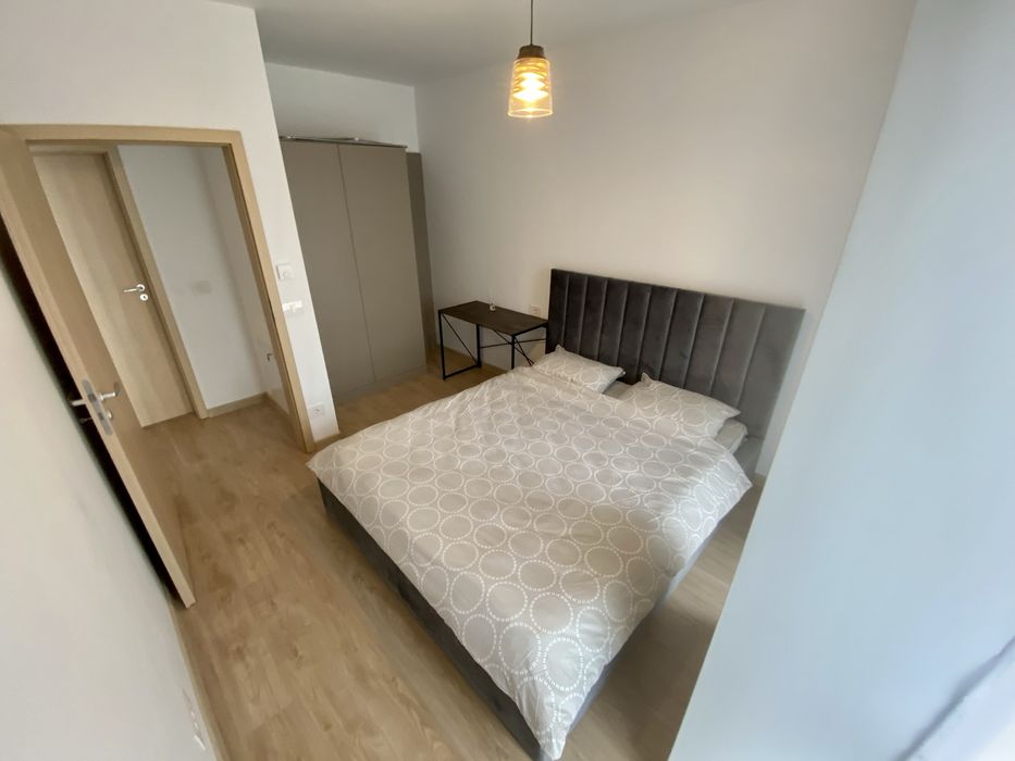 Apartament in regim hotelier / Liviu Rebreanu