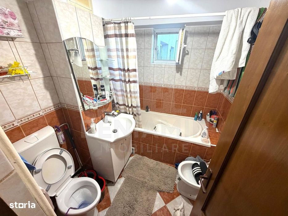 Apartament 3 camere 2 bai 71mp Brazda -centrala termica -trilateral