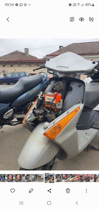 Scuter HONDA LEAD, 1.825 m. L. adusă din Italia.