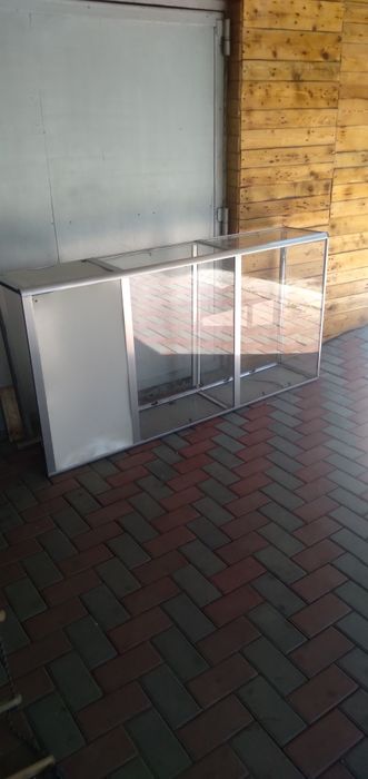 Стелаж ветрина полка