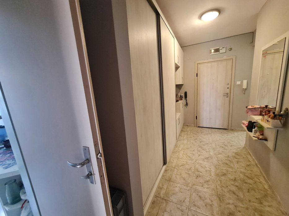 Дава се под наем Двустаен апартамент в Варна, Левски - 45 кв.м за 306 € - Снимка #3