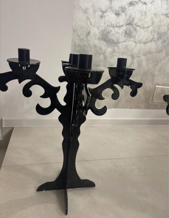 Candelabre de podea