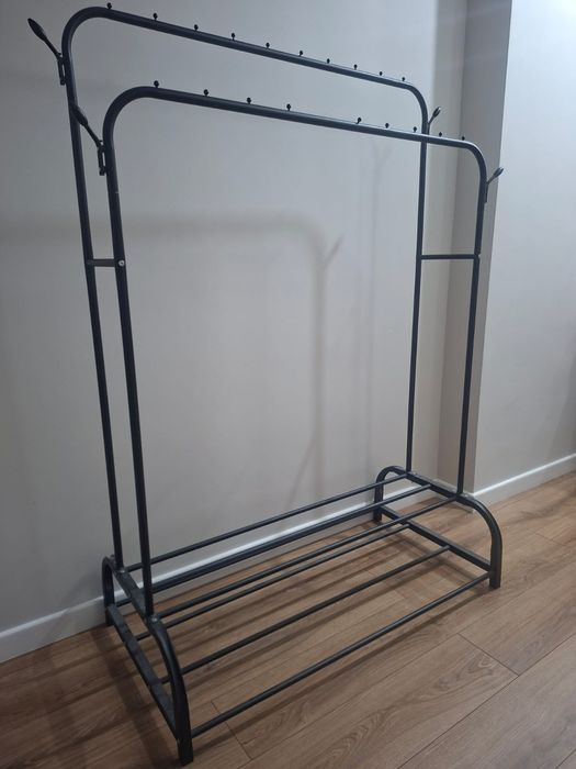 Продам двойную вешалку