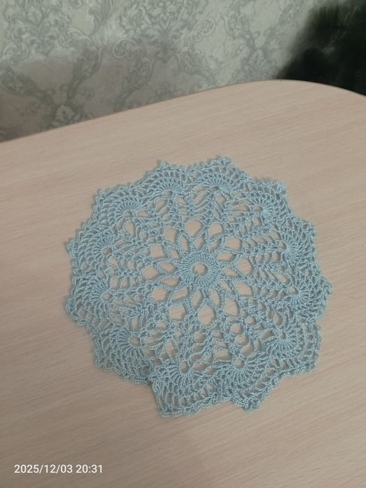 Продам вязаные салфетки